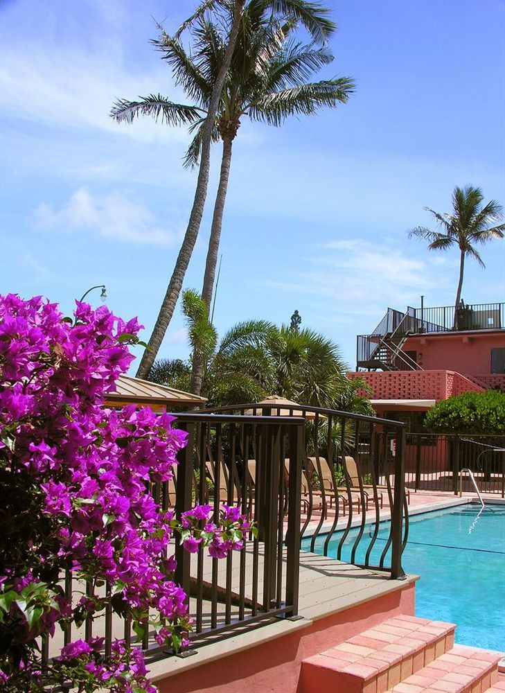Away Inn Lauderdale-by-the-Sea Exteriér fotografie